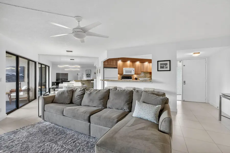 5851 Camino Del Sol #402, Boca Raton, FL 33433 - #2