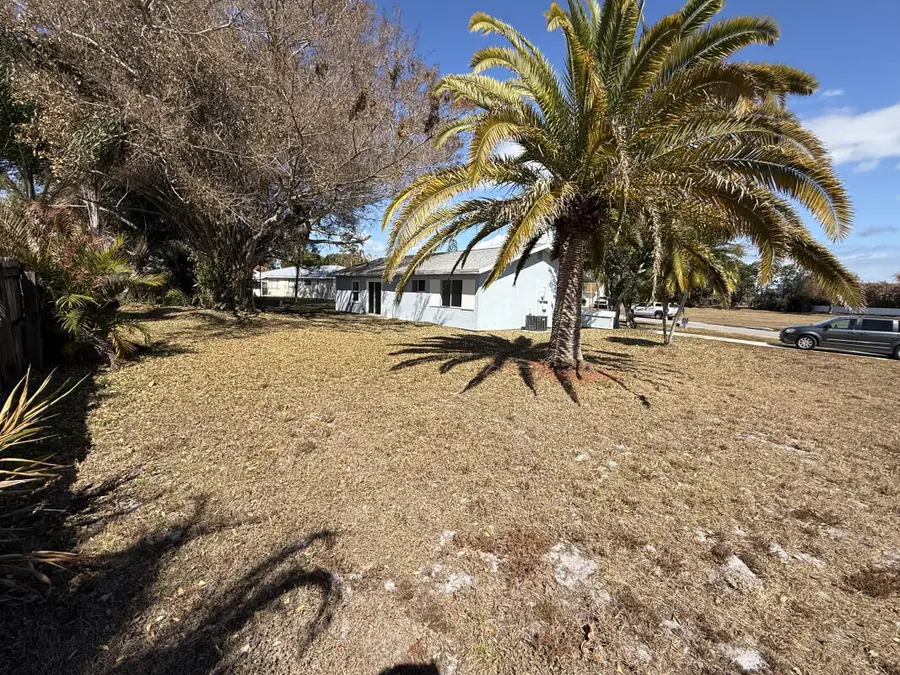 2092 SE Talwood Lane, Port Saint Lucie, FL 34952 - #2