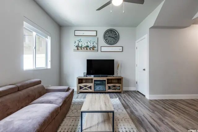 2674 S 2250 W #207, West Haven, UT 84401 - Image #2