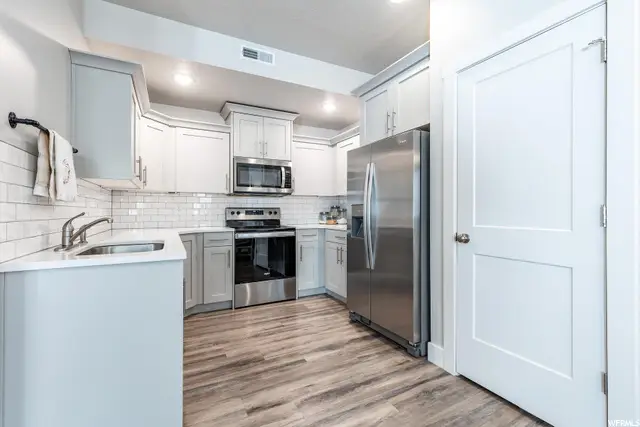 2674 S 2250 W #207, West Haven, UT 84401 - Image #3