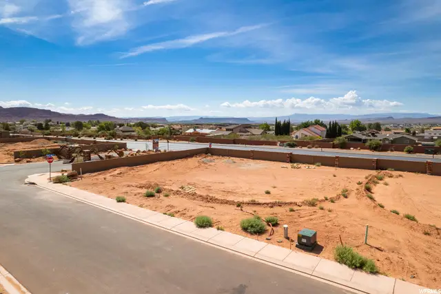 704 E Crimson Flare Ln #2, Ivins, UT 84738 - Image #2