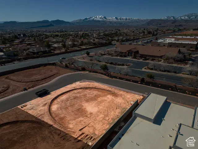 683 E Crimson Flare Ln #6, Ivins, UT 84738 - Image #3