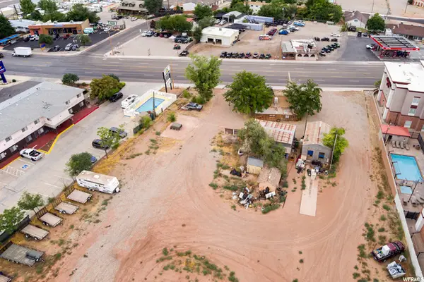 452 N Main St, Moab, UT 84532