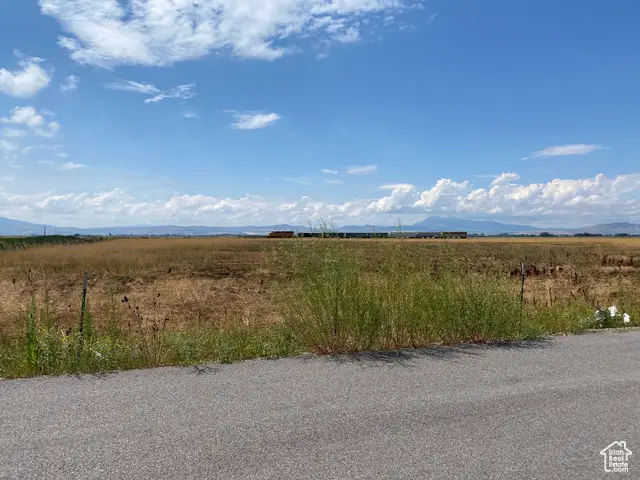 400 W 3100 N, Hyde Park, UT 84318 - Image #2