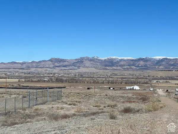 1300 W Ridge Rd #2, Wellington, UT 84542