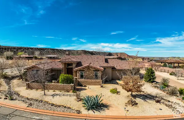 565 E Rio De Sion Dr, Virgin, UT 84779