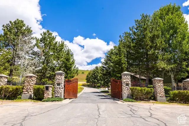 936 E Northvale Way #3, Salt Lake City, UT 84103 - Image #2