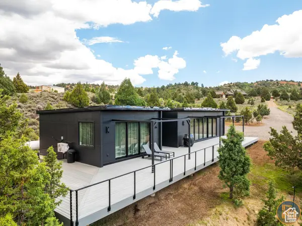 4225 N Uintah Dr #26, Alton, UT 84710