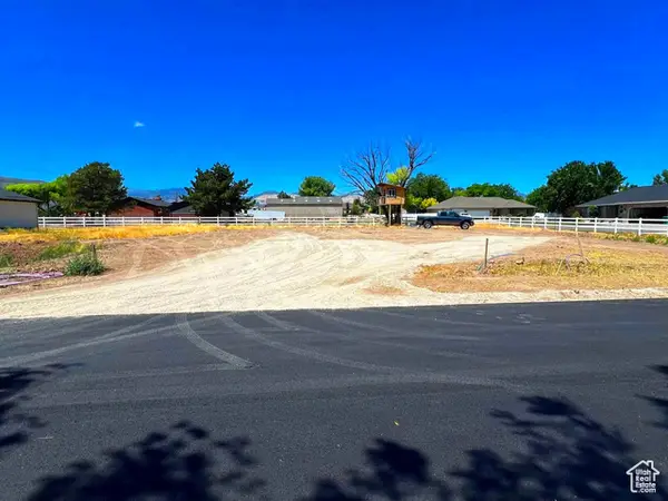 13364 S Treehouse Ln W #2, Riverton, UT 84065