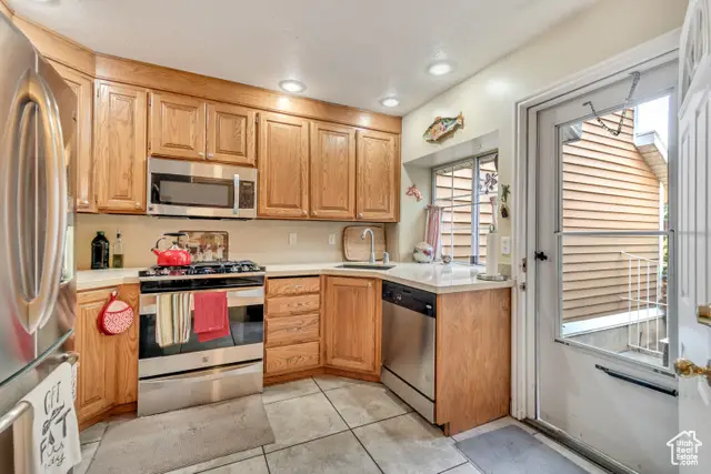 854 E Pond View Way, Salt Lake City, UT 84106 - #3