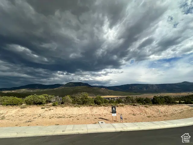 1951 S Harvest Ln #825, Cedar City, UT 84720 - #1