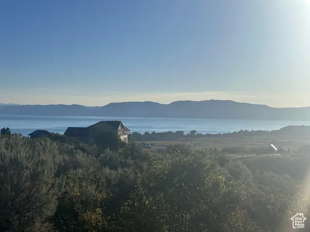 2711 S Valley View Dr #16, Garden City, UT 84028 - Image #2