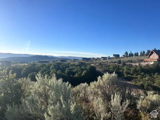 2711 S Valley View Dr #16, Garden City, UT 84028 - Image #3