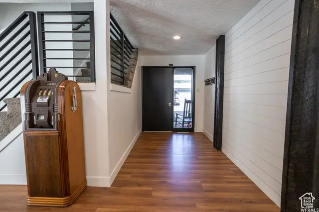 4424 W Skye Dr, South Jordan, UT 84009 - Image #2