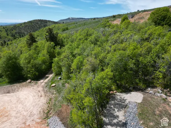 980 W Broad Hollow Cir #10, Garden City, UT 84028