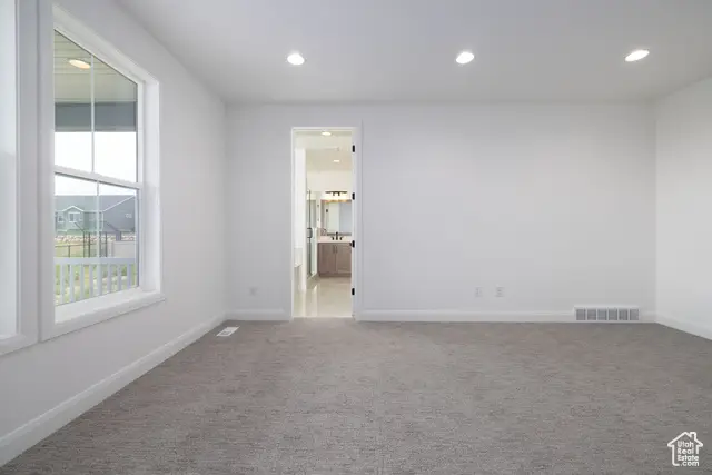 6527 W Barneys Creek Way, West Jordan, UT 84081 - Image #2