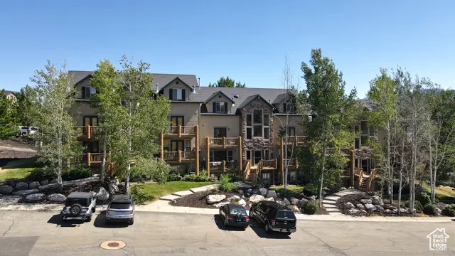 3562 N Fox Run E #406, Eden, UT 84310 - Image #3