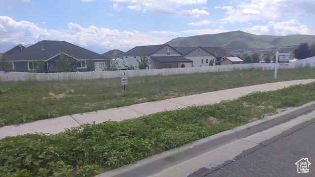 13673 S Peacekeeper Dr #19, Herriman, UT 84096 - Image #2