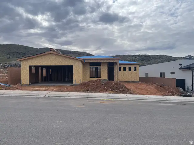 2223 W 380 S, Hurricane, UT 84737 - #1