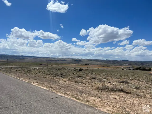 100 N Sunglow Campground Rd E, Bicknell, UT 84715 - Image #2