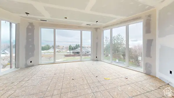 993 W 3800 N, Pleasant View, UT 84414