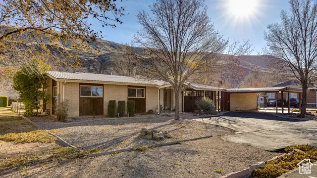 231 S Main St, Hurricane, UT 84737 - #1