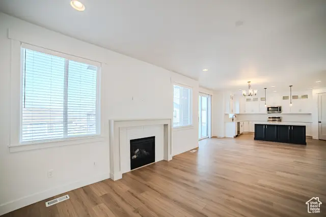 3358 S Heathercrest Dr, Saratoga Springs, UT 84045 - Image #3