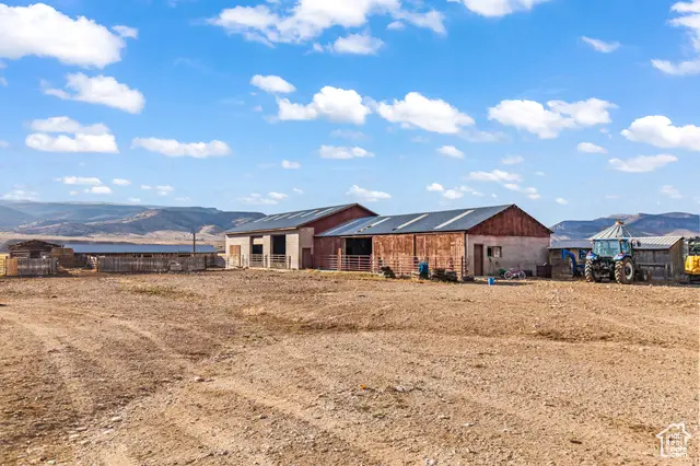 121 W Allen Ln, Antimony, UT 84712 - Image #2