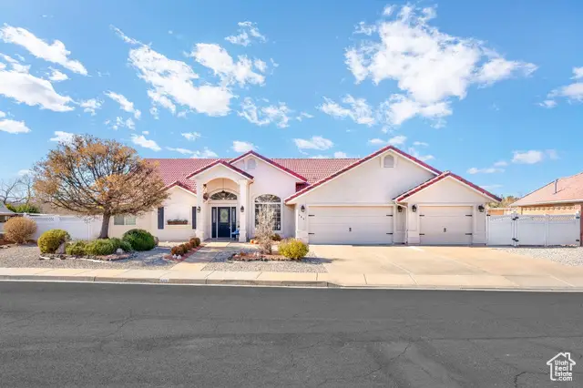 565 N Moonglow Pl, Saint George, UT 84770 - #1