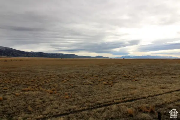 3262 W W Crooked Ln S, Levan, UT 84639