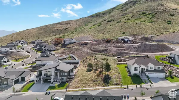 14639 S Annika Run Dr W #16, Herriman, UT 84096