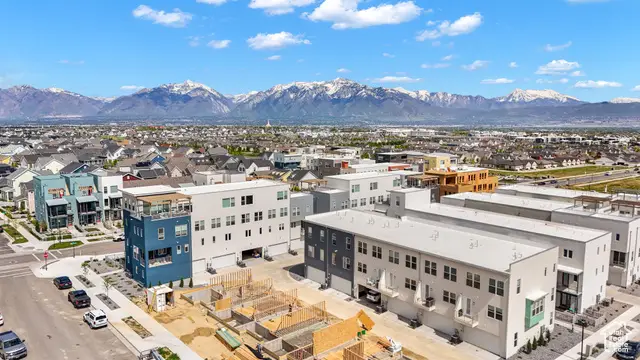 11054 S Lake Run Rd, South Jordan, UT 84009 - Image #2