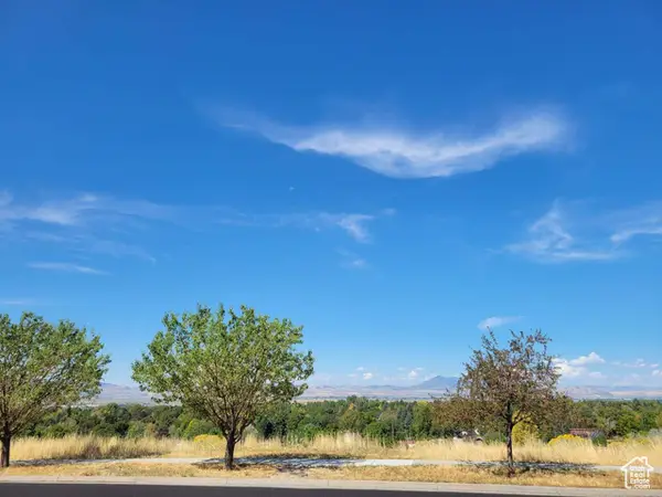 1405 N Aspen Dr, Logan, UT 84341