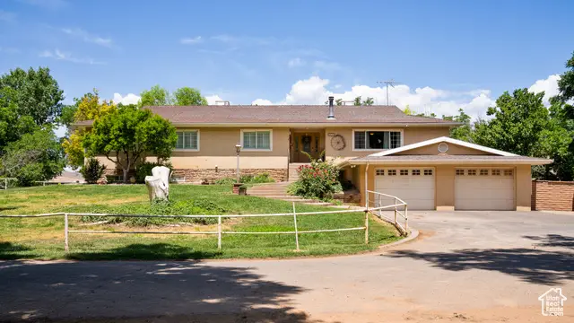 1502 S 325 W, Hurricane, UT 84737 - #1