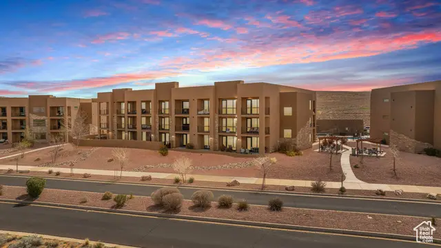 5194 W Villas Dr N, Hurricane, UT 84737 - Image #2