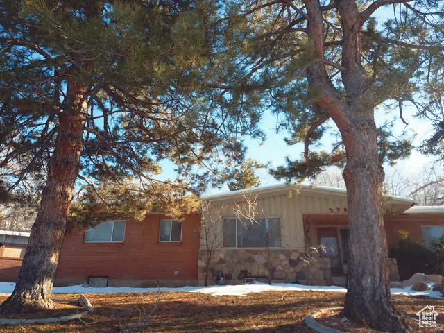 3794 Hermes Dr, Salt Lake City, UT 84124 - Image #2