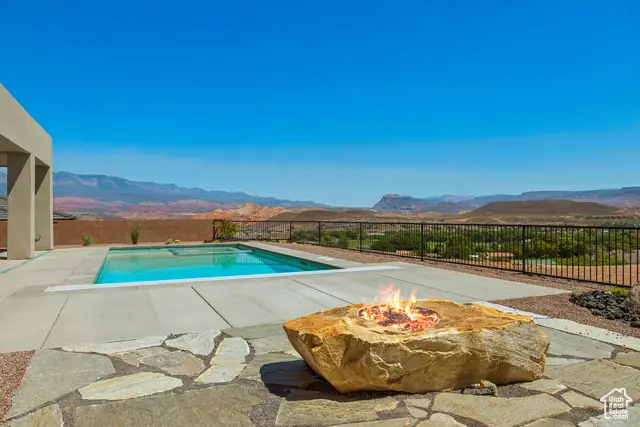 591 S 1800 W, Hurricane, UT 84737 - #2