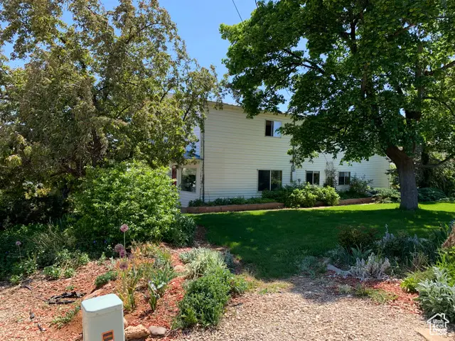 112 S 300 W, Blanding, UT 84511 - Image #3