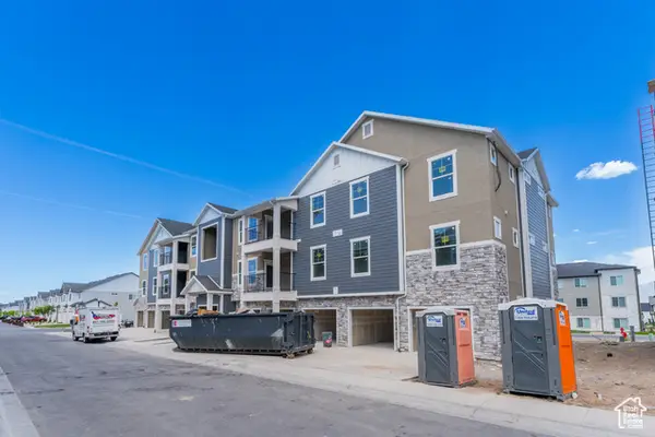 13687 S Hanley Ln #DD102, Riverton, UT 84096