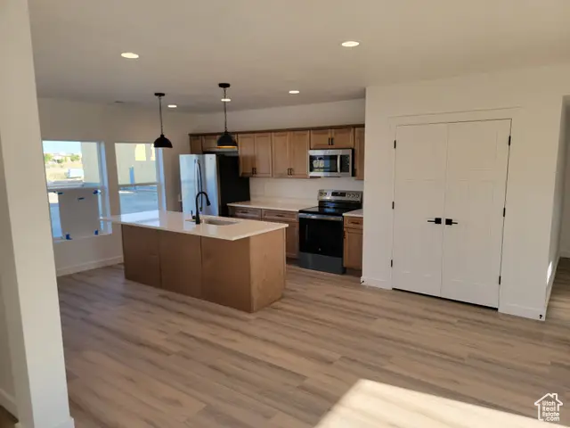 751 S Harrison Dr #28, Springville, UT 84663 - Image #3