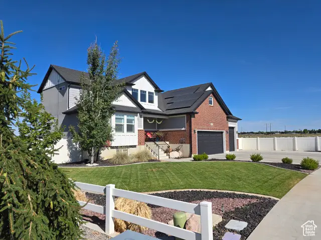 149 N Village Park Dr W, Layton, UT 84041 - Image #3