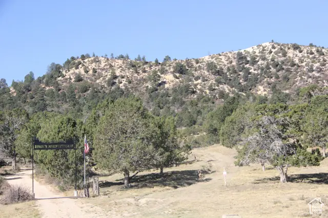 Address Withheld By Seller, Alton, UT 84710 - Image #2