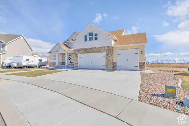 777 S Lake View Dr, Vineyard, UT 84059 - Image #2