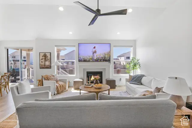 4947 W Evergreen Ln, Highland, UT 84003 - Image #2