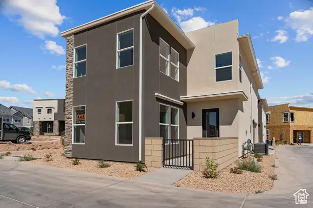 518 W Olive Ln, Saint George, UT 84790 - Image #2