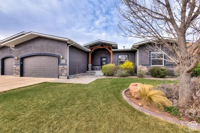 284 W Mcgill Blvd, Moab, UT 84532 - Image #1