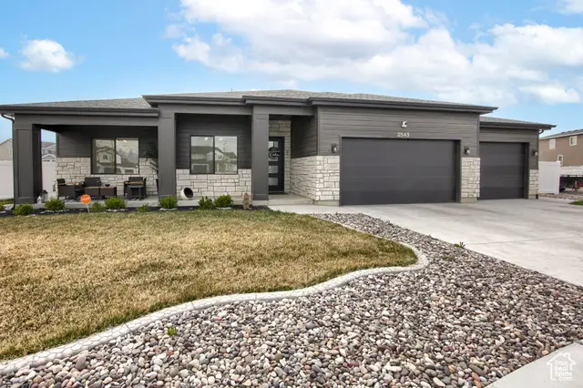 2543 W 3350 S #210, Syracuse, UT 84075 - Image #1