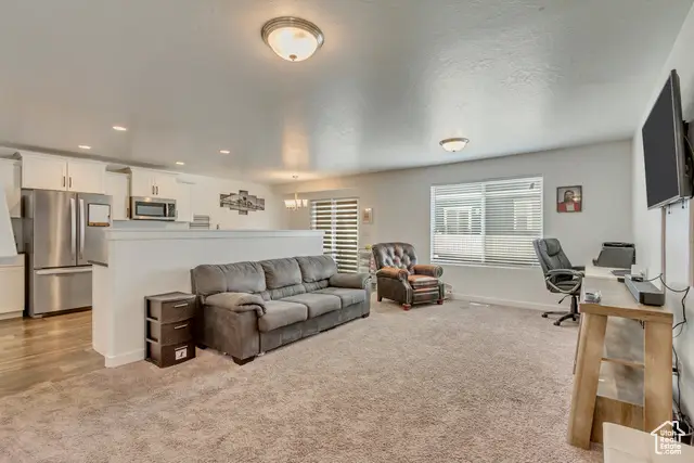 483 S Fox Chase Ln, Saratoga Springs, UT 84045 - #3