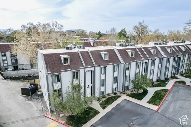 440 E Creekside Cir #D, Murray, UT 84107 - Image #2