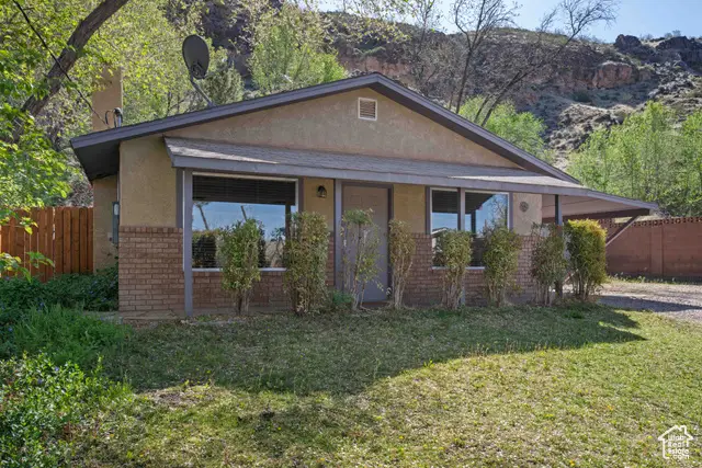 247 S 100 E, Hurricane, UT 84737 - #1